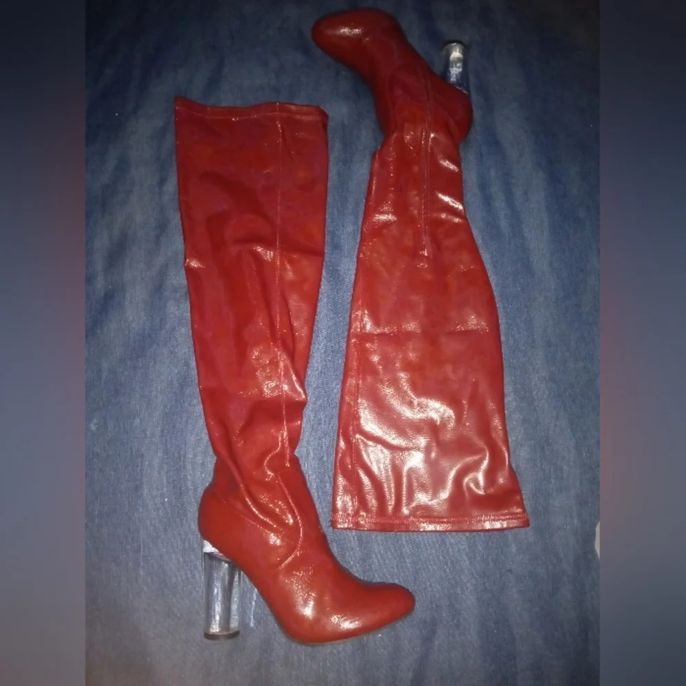 The Limited bold red